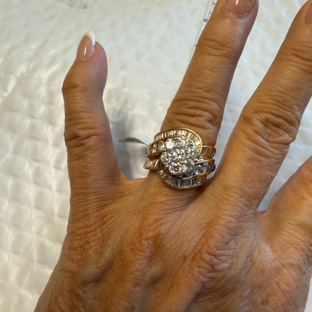Diamond Cluster Ring 4CTTW 14K Gold Sz 7-7.5 Original Price $12,500 NEW - Picture 8 of 13